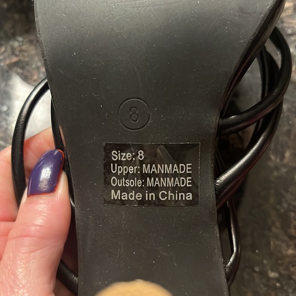 EUC OLIVIA MILLER SHOES - Picture 3 of 4